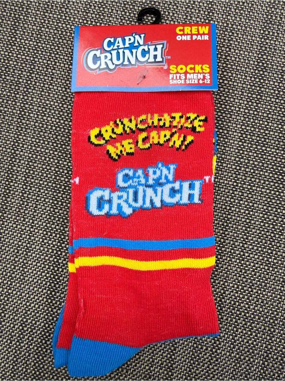 NWT Cap'n Crunch Men's Novelty Crew Socks 6-12